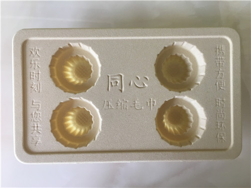 鑫鑫生產(chǎn)的吸塑托盤對產(chǎn)品質(zhì)量負責(zé)有保證